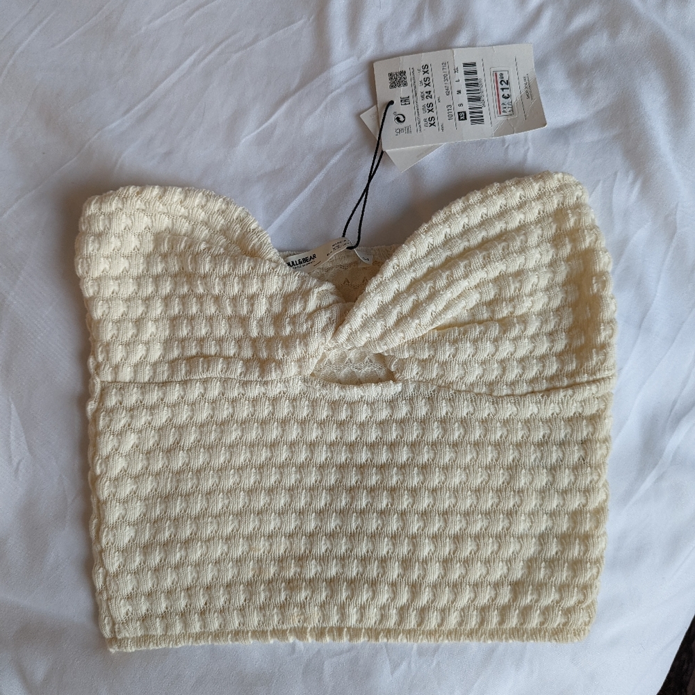 Pull&Bear Crop Top - Picture 2 of 4